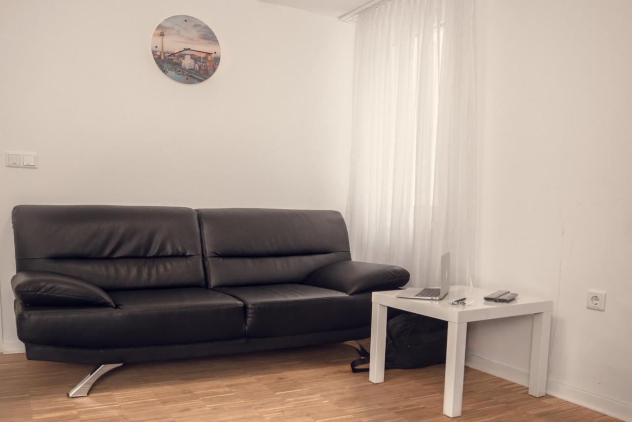 Altstadt Apartment Alisa Дюссельдорф Экстерьер фото